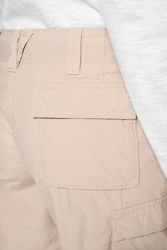Bermuda léger multipoches femme – Image 7