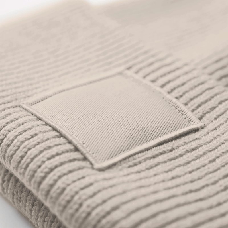 Bonnet à large revers avec patch ton sur ton – Image 7