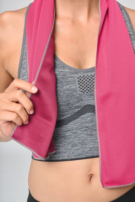 Serviette sport rafraîchissante - 100 cm x 30 cm – Image 3