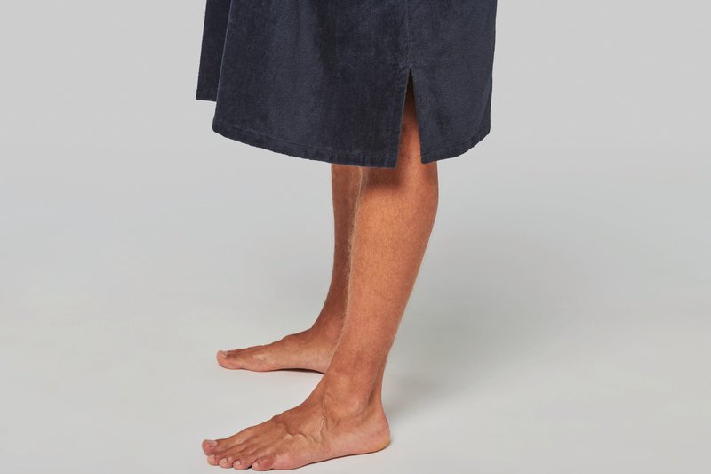 Poncho éponge à capuche unisexe – Image 15