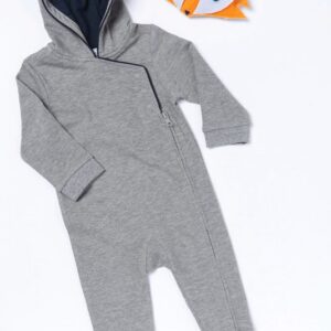 Grenouillère bébé avec capuche