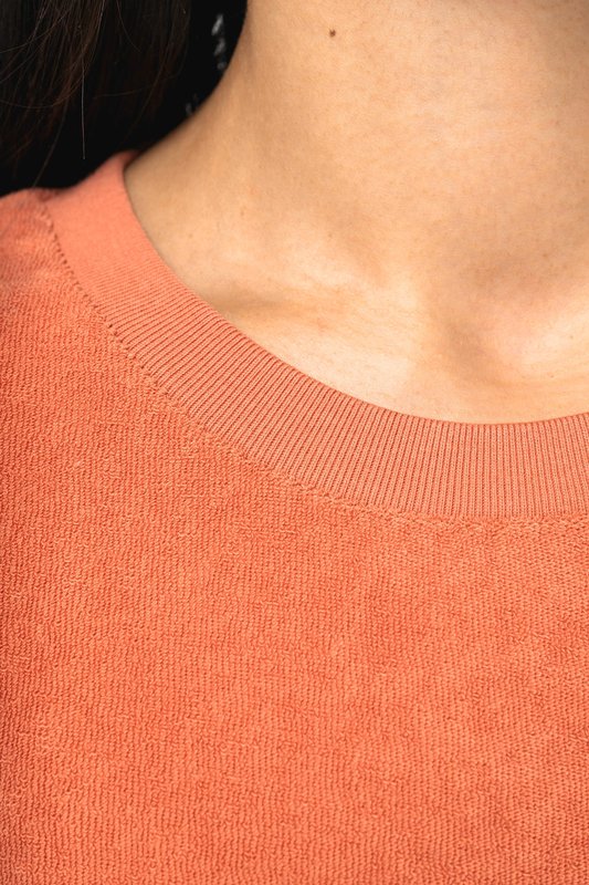 Robe t-shirt écoresponsable en éponge à épaules tombantes femme – Image 7