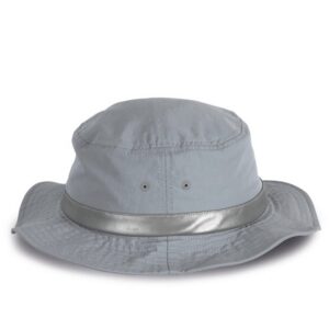 Chapeau à bords larges