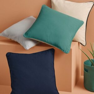 Housse de coussin à bord passepoilé