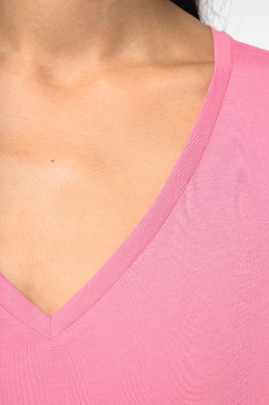 T-shirt écoresponsable loose à col V femme – Image 7