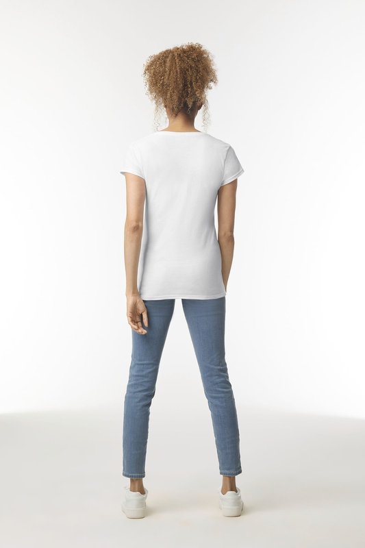 T-shirt femme col v Softstyle – Image 9